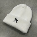 Gorro Grow Basic logo Off-white